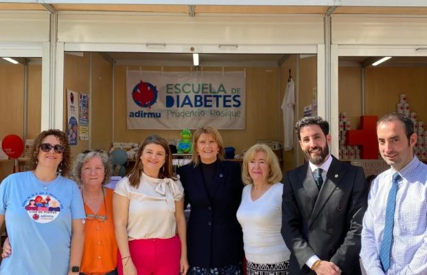 ADIRMU da visibilidad a la diabetes en la XXV Muestra de Voluntariado UCAM en Murcia
