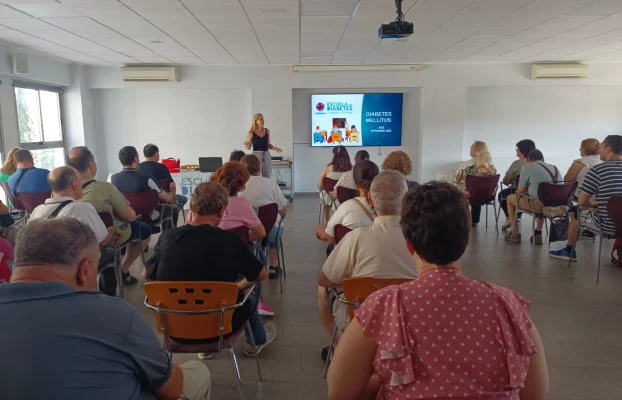 La Escuela de Diabetes Prudencio Rosique acerca la formación en diabetes a la Asociación AFES